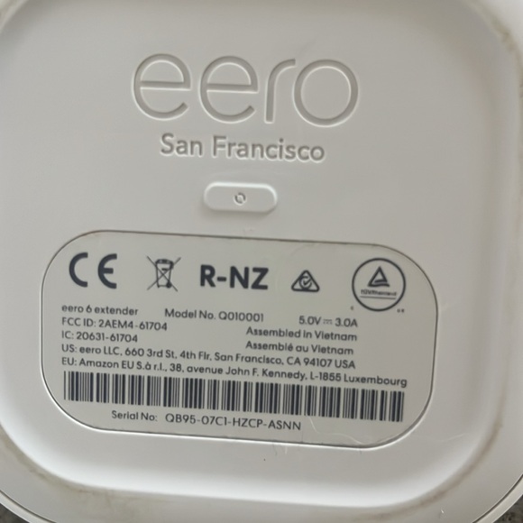 Eero 6 mesh wifi 3-pack - speeds up to 500 Mbps, one router + two extenders - Picture 6 of 13